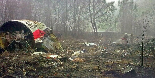 Katastrofa w Smoleńsku - wrak samolotu tuż po katastrofie