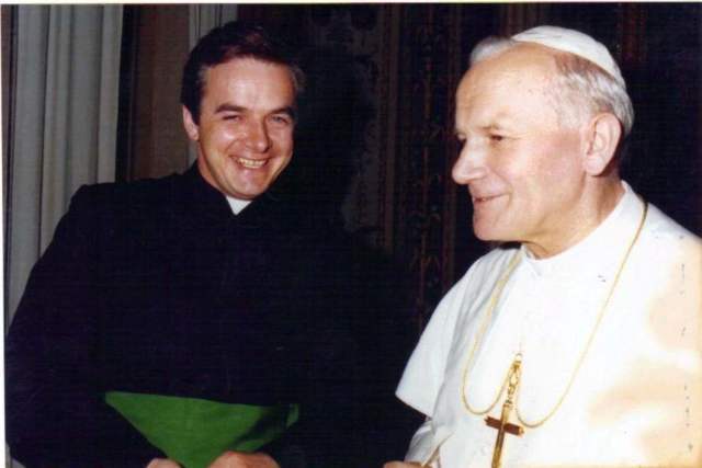 Ojciec Święty i b. Marian
