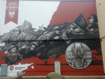 Powstanie Wielkopolskie - mural na ścianie SP2 w Puszczykowie