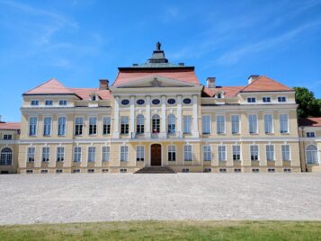 Pałac w Rogalinie - od frontu