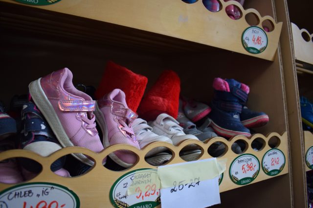 Buty dziecięce podzielone na rozmiary