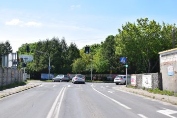Skrzyżowanie przy zbiegu ulicy Piotra Mocka i Szosy Poznańskiejzbiegu ulicy Piotra Mocka i Szosy Poznańskiej.