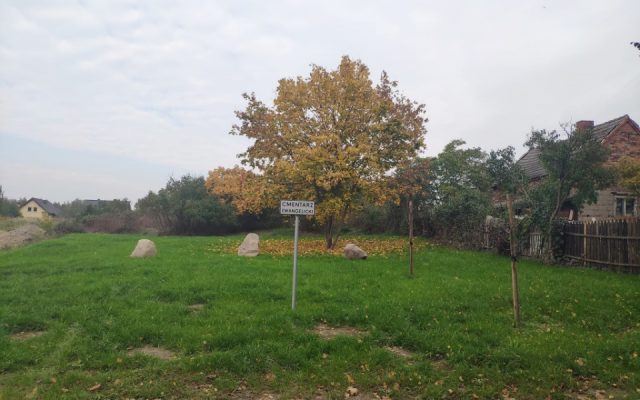 cmentarz ewangelicki w Dymaczewie Starym