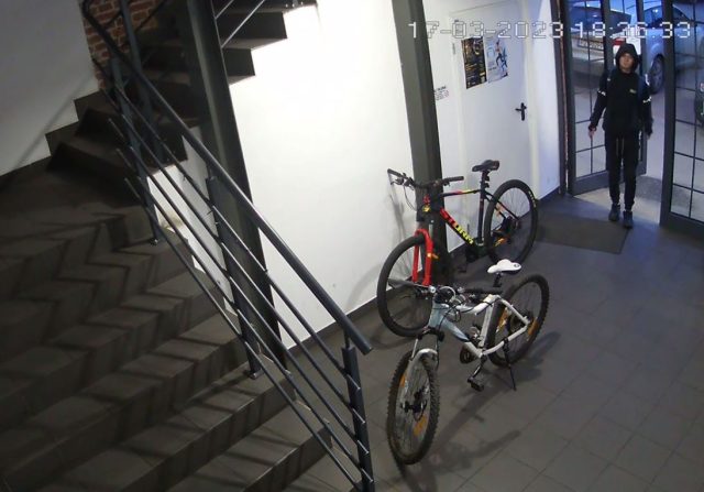 Kradzież roweru na terenie siłowni w Mosinie