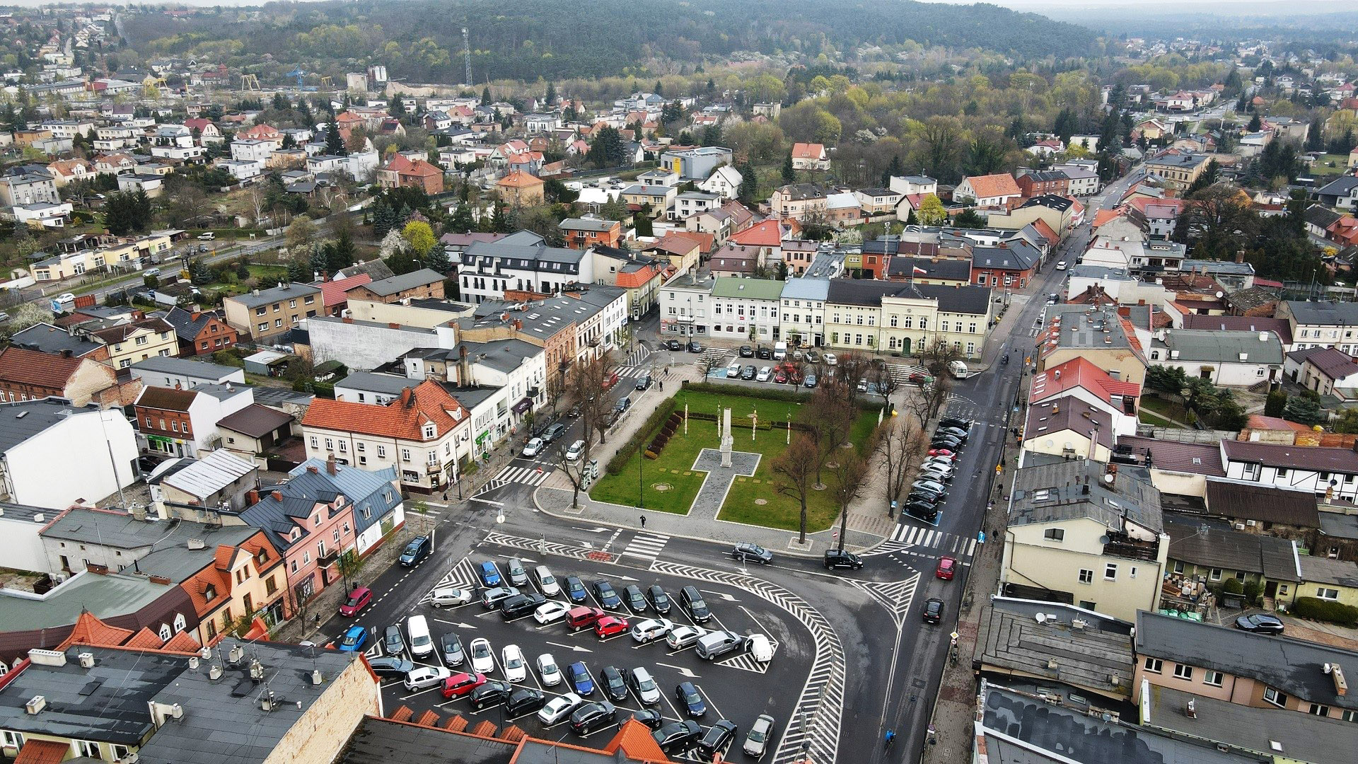 Ciało na rynku w Mosinie – policja wyklucza udział osób trzecich