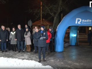 Audycja Radia Poznań (magazyn "W Punkt") przy przejeździe kolejowym w Puszczykowie