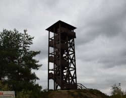Wieża widokowa na Pożegowie (gmina Mosina)